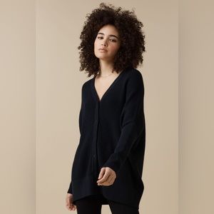 NWT Vetta Waffle V Neck Oversized Sweater